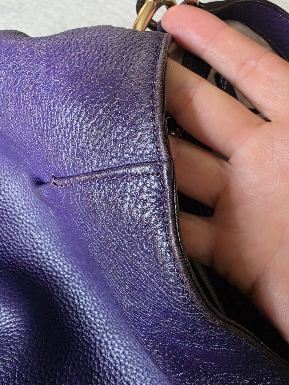 Michael Kors Fulton Hobo purple pebbled leather shoulder bag - Picture 10 of 11